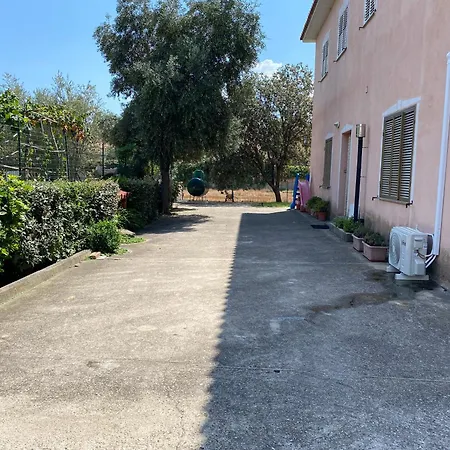 Centro Nyaraló Budoni